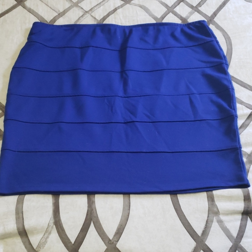 NWOT Royal blue skirt